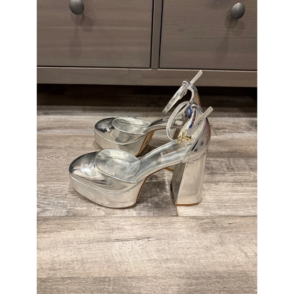 Larroude Ari Strap Platform Heel $350 SANDAL PUMP LEATHER SILVER sz 8